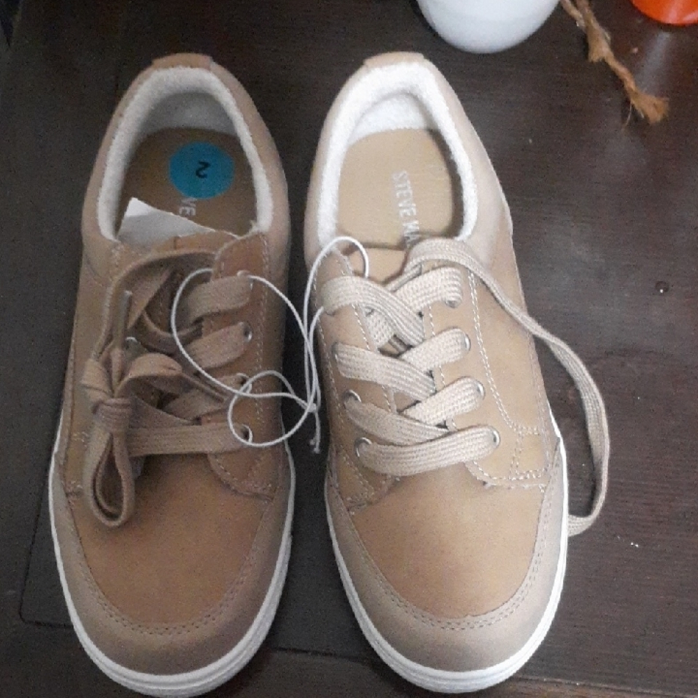 Steve Madden Kids Tan Sneakers